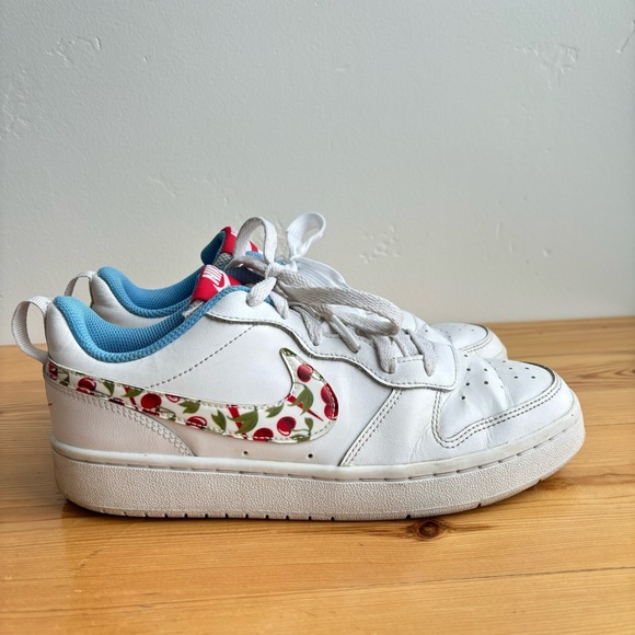 Nike Court Borough Low 2 BG 1 Cherry Shoes | Y7 - Picture 2 of 13